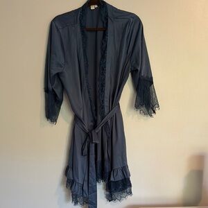 Anthropologie Eloise Lace Trim Satin Robe